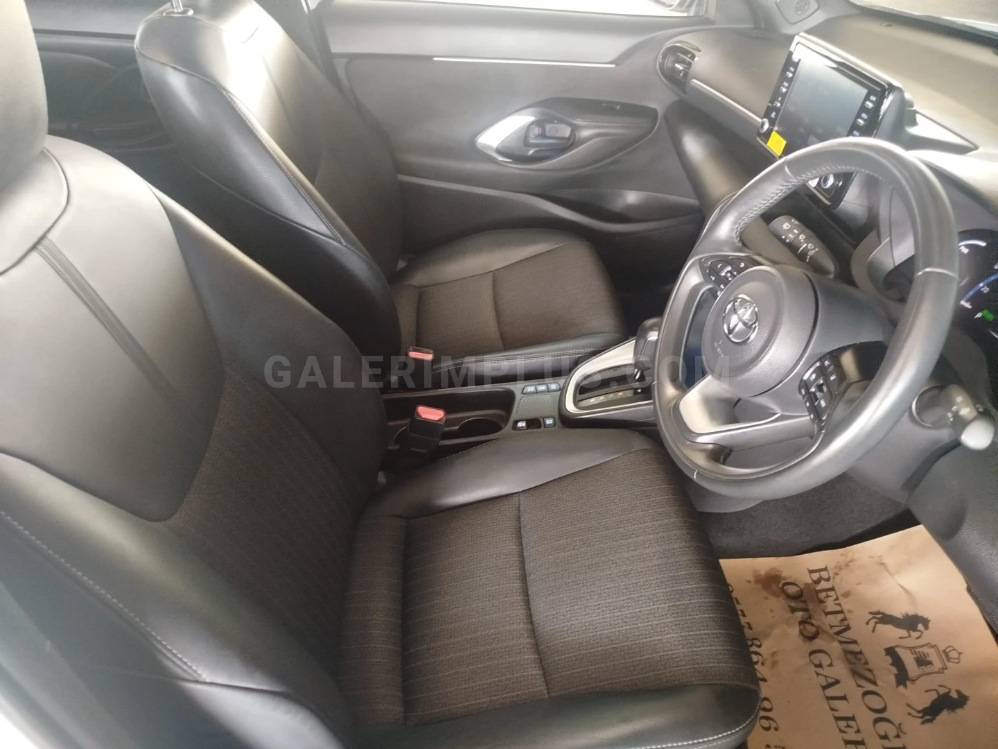 Toyota Yaris Cross 2023 Satılık İkinci El - Thumbnail 4